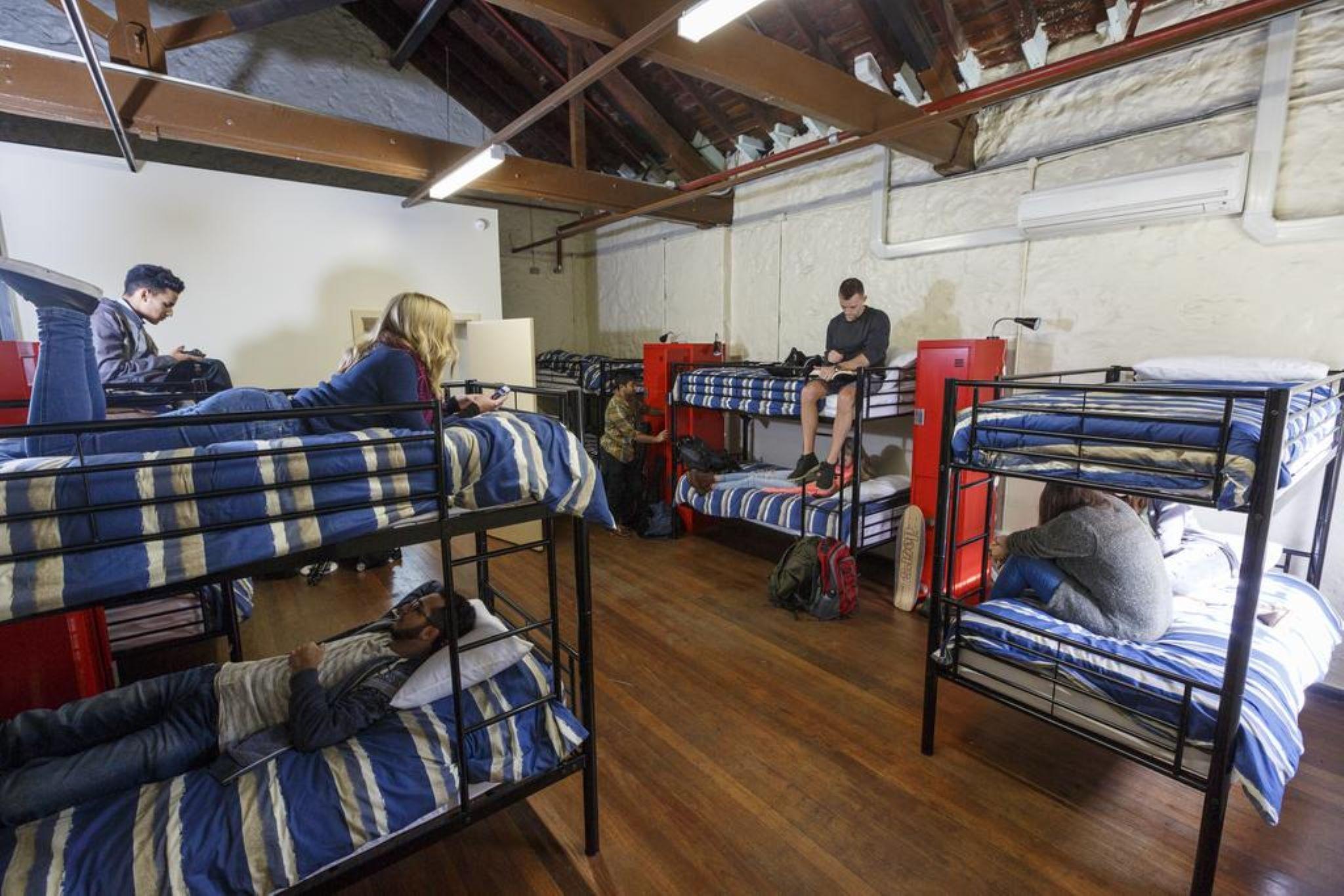 ฟรีแมนเทิล พริเซิน วายเอชเอ Hostel ภายนอก รูปภาพ