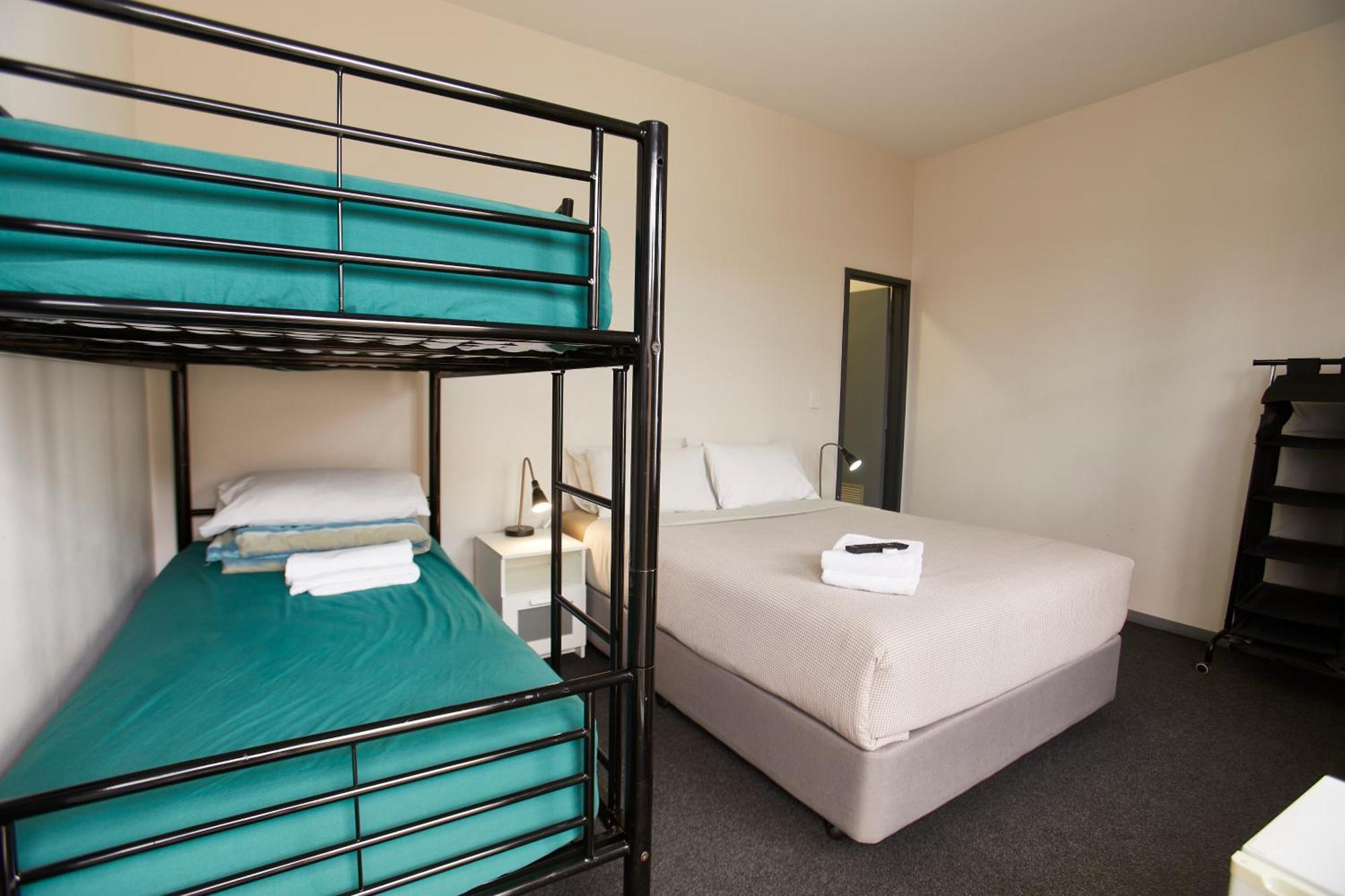 ฟรีแมนเทิล พริเซิน วายเอชเอ Hostel ภายนอก รูปภาพ