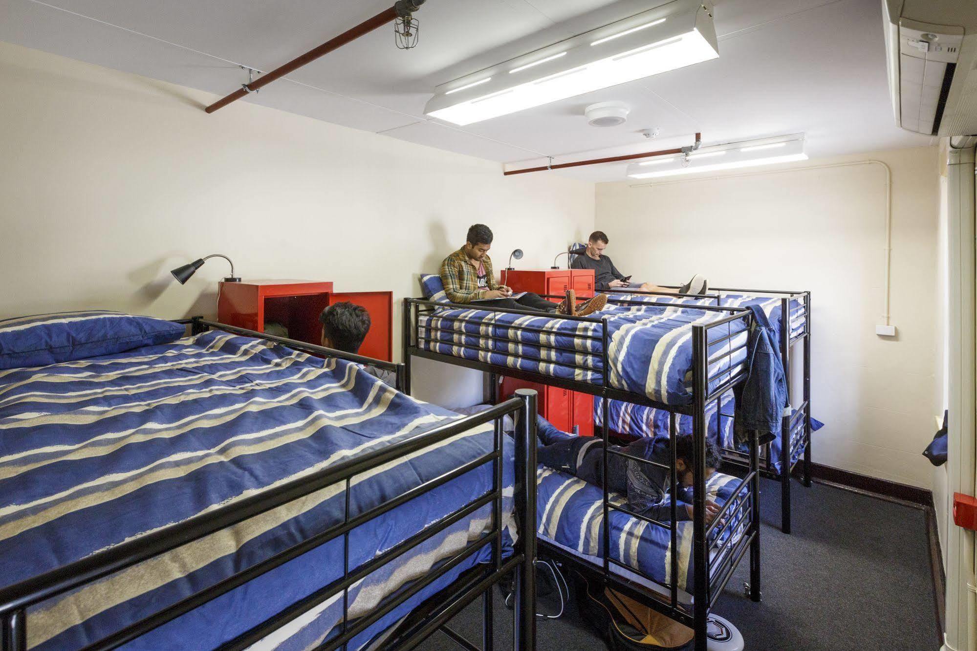 ฟรีแมนเทิล พริเซิน วายเอชเอ Hostel ภายนอก รูปภาพ