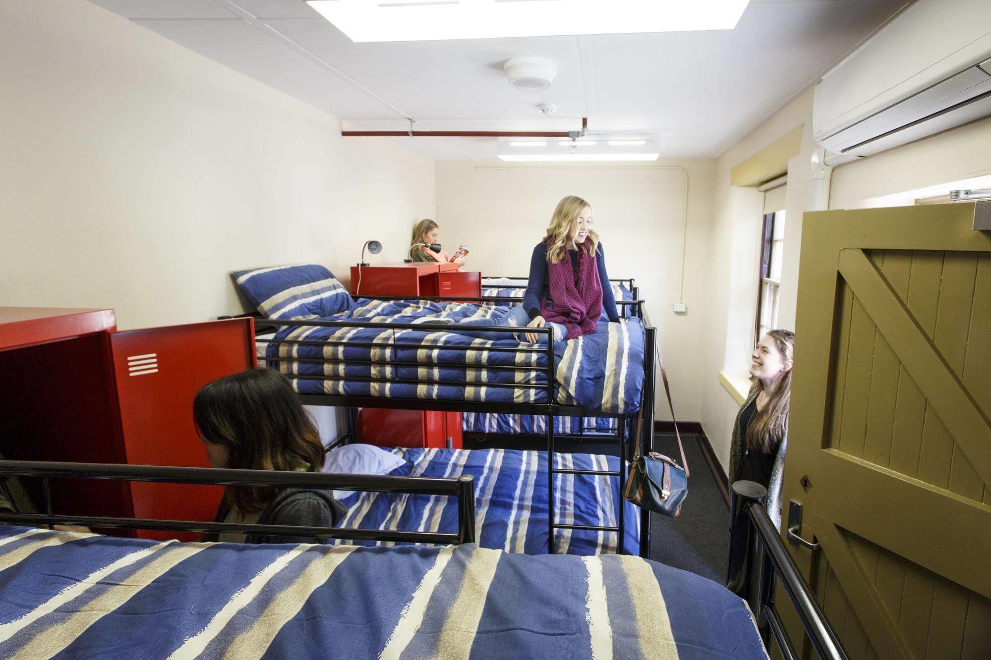 ฟรีแมนเทิล พริเซิน วายเอชเอ Hostel ภายนอก รูปภาพ