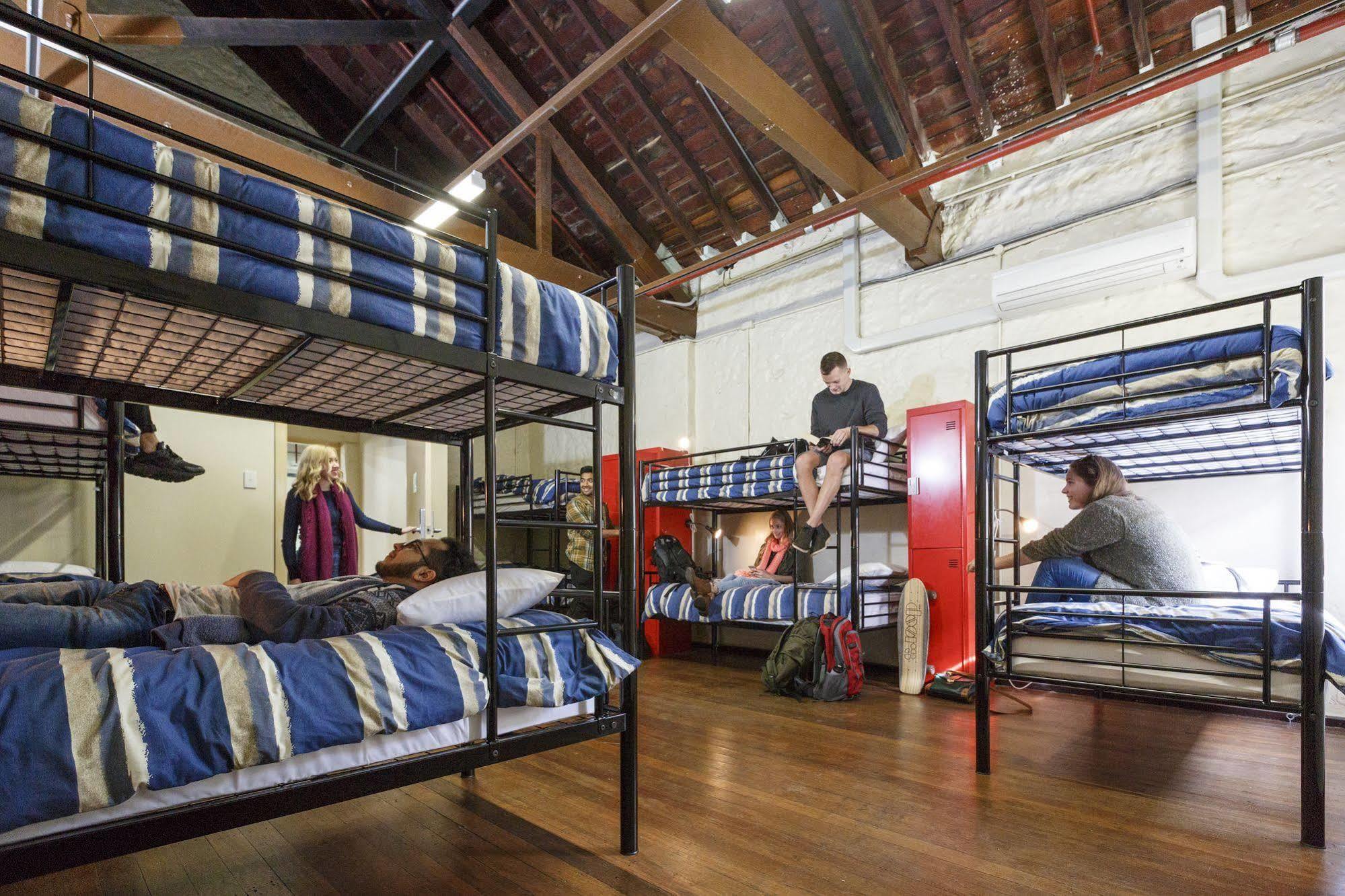 ฟรีแมนเทิล พริเซิน วายเอชเอ Hostel ภายนอก รูปภาพ