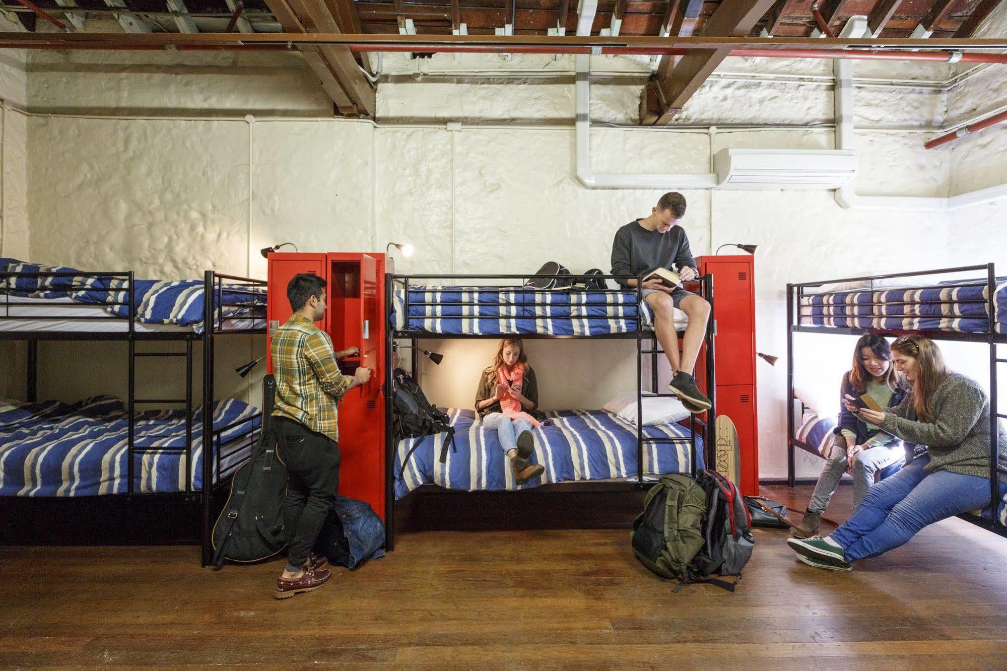 ฟรีแมนเทิล พริเซิน วายเอชเอ Hostel ภายนอก รูปภาพ